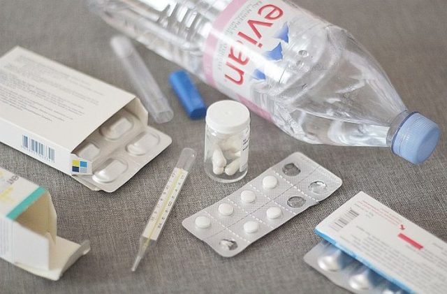 Гастроэнтерит у взрослых: симптомы, причины и схема лечения